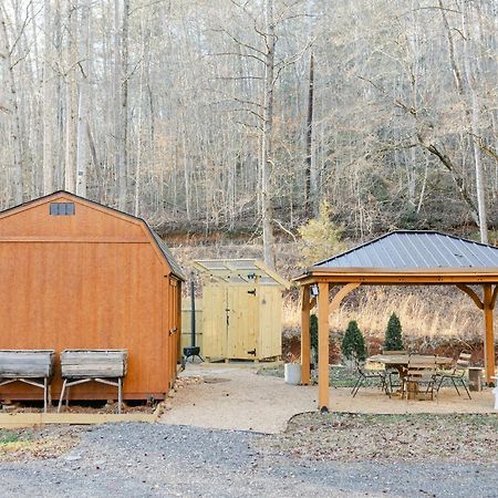 Blythe Shoals Base Camp Hotell Cleveland Exteriör bild